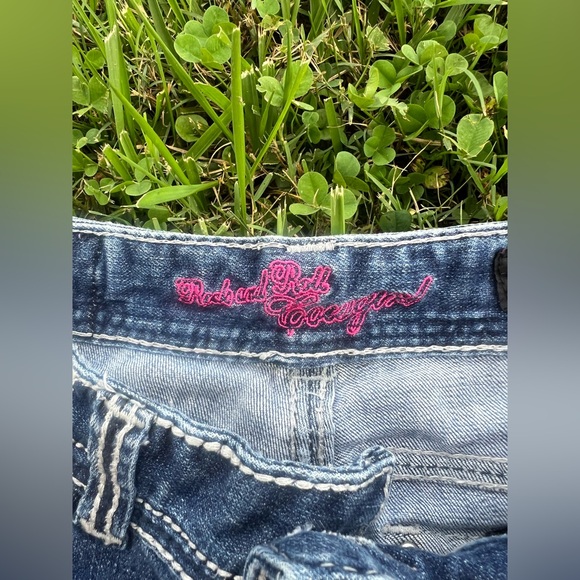 Rock & Roll Cowgirl Woman’s Low Rise Medium Wash Size 29X32 Jeans - Picture 2 of 5